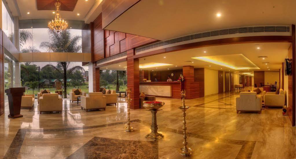 Hotel Le Ruchi The Prince Mysore Exterior photo